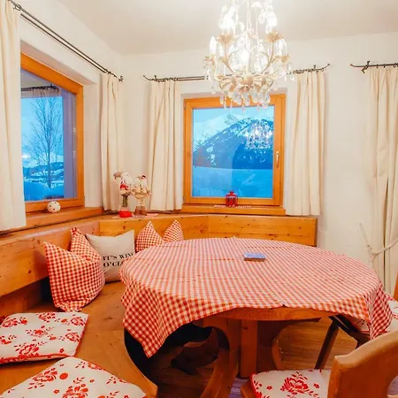 Caroline Seefeld in Tirol