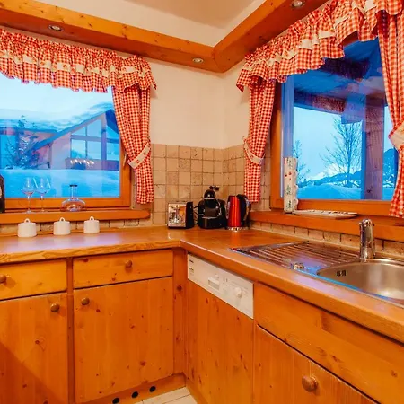 Caroline Seefeld in Tirol